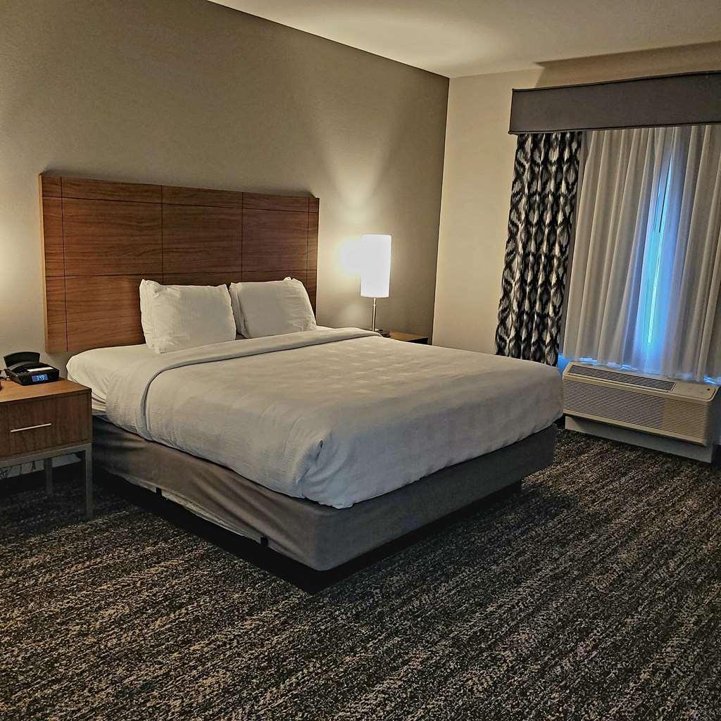 Best Western Plus Coachella Valley Inn & Suites Cathedral City Pokój zdjęcie