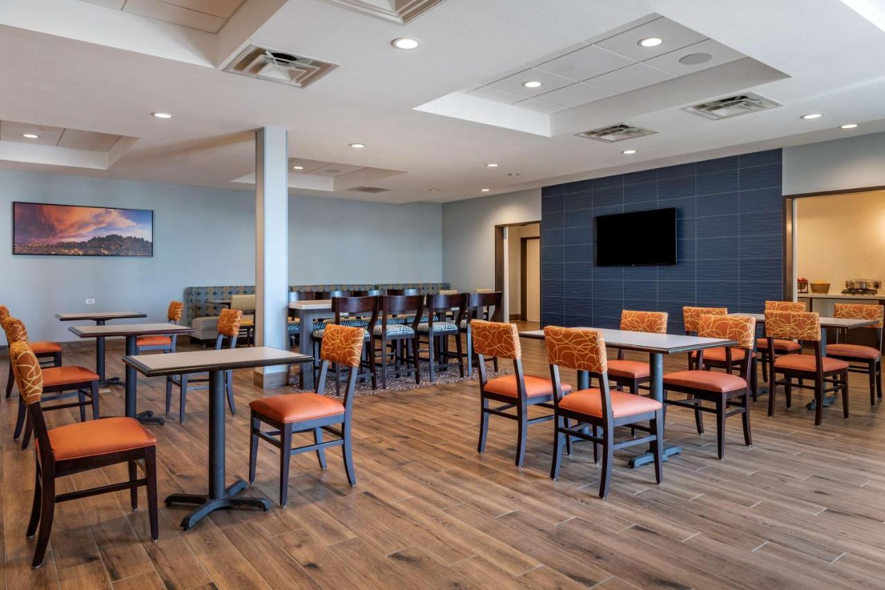 Best Western Plus Coachella Valley Inn & Suites Cathedral City Zewnętrze zdjęcie