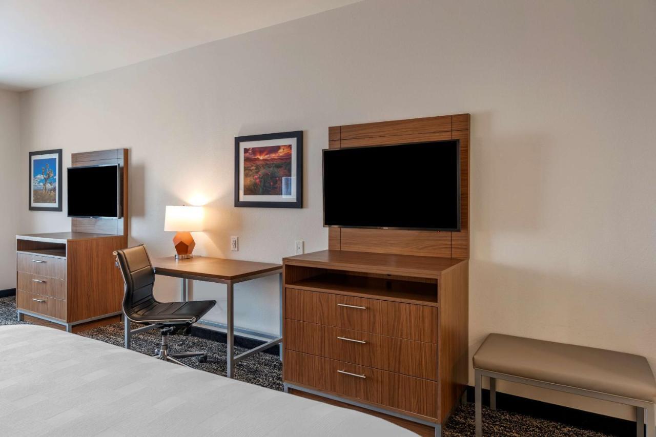 Best Western Plus Coachella Valley Inn & Suites Cathedral City Zewnętrze zdjęcie